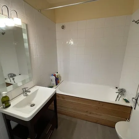 Cosy 4 Pers Au Pied Des Pistes - Fr-1-787-109 *